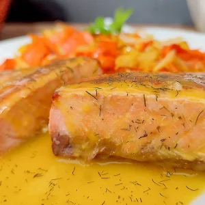 salmon en salsa de naranja