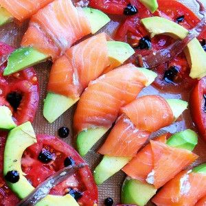 aperitivo con salmon ahumado