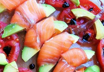 aperitivo con salmon ahumado