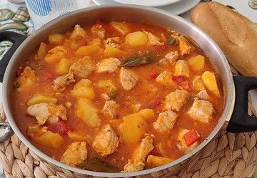 guiso de bonito patatas