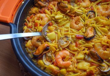 cazuela de fideos a la marinera