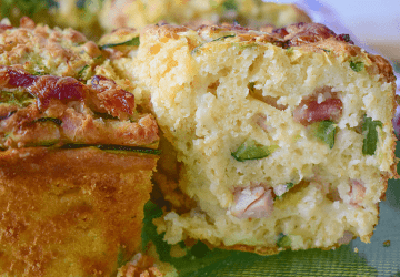 pastel de calabacin con jamon y queso
