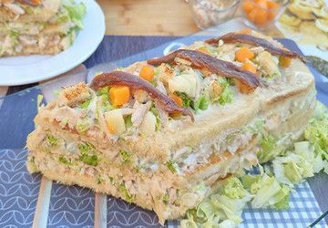 pastel de ensalada cesar casera