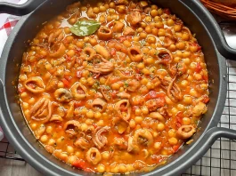garbanzos con calamares