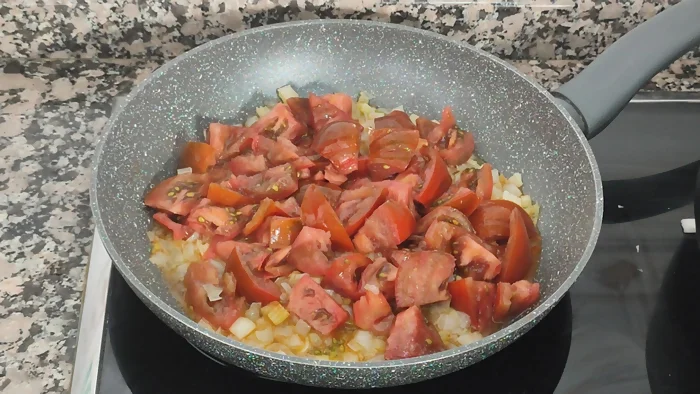 como hacer salsa siciliana paso 2