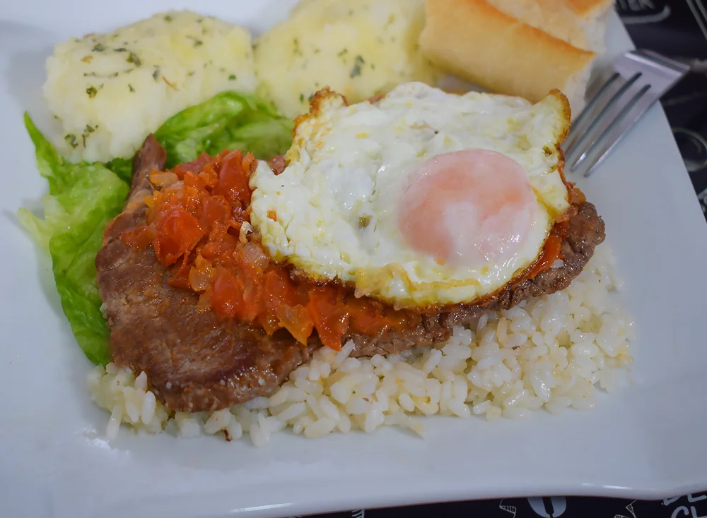 bistec a caballo receta