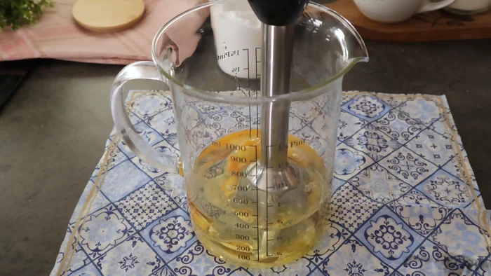 como hacer huevos rellenos 3