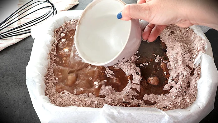 como hacer pastel de chocolate loco 2b