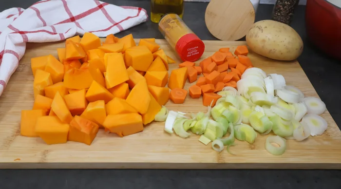 ingredientes para crema de calabaza y zanahoria: calabaza, zanahoria, puerro, patata